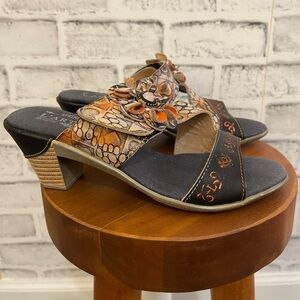 Women’s Spring step heels genuine leather L’Artiste sandals size 37 (6.5-7)